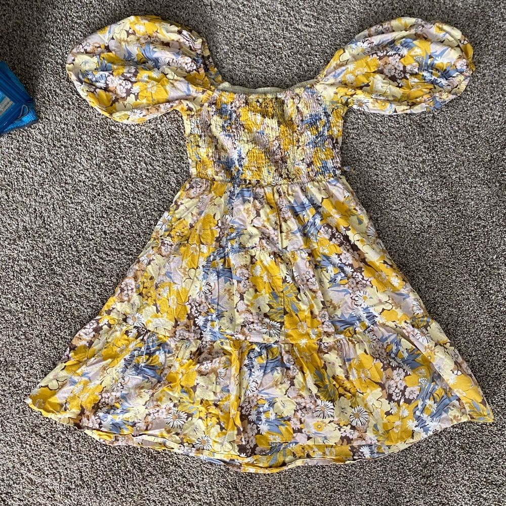 Spring Dress - Picture 3 of 4